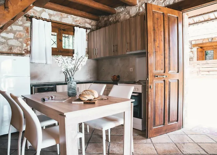 Anastasia Villa *